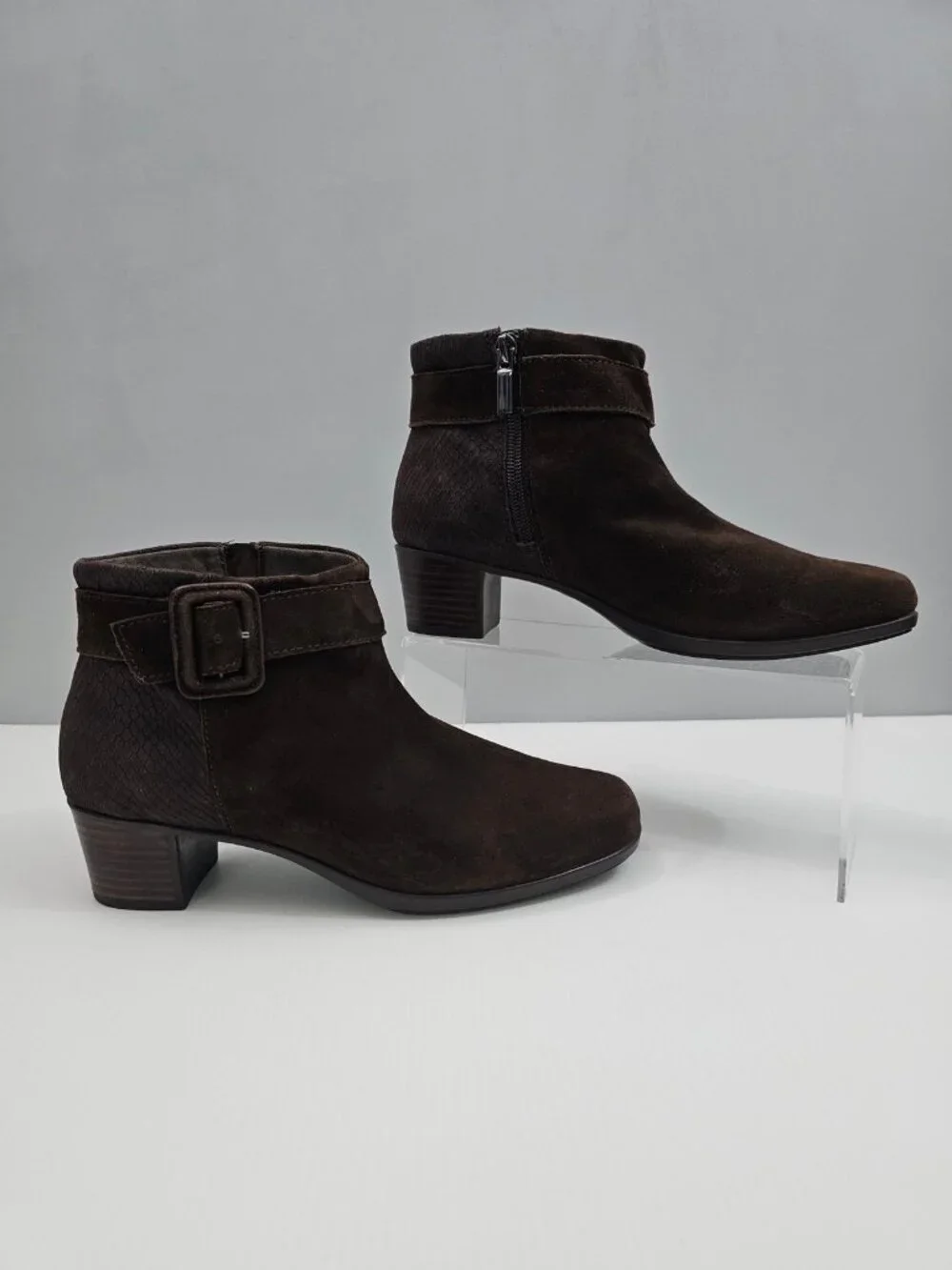 Munro Callie Zip Ankle Boot Womens 8.5 Brown Suede Comfort Low Heel Buckle Strap